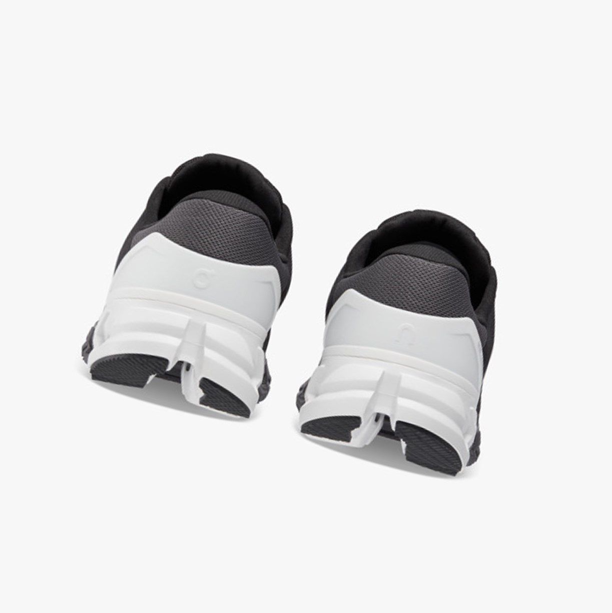 Black / White On Cloudflyer 4 Wide Women Running Shoes | 194DPAVTE