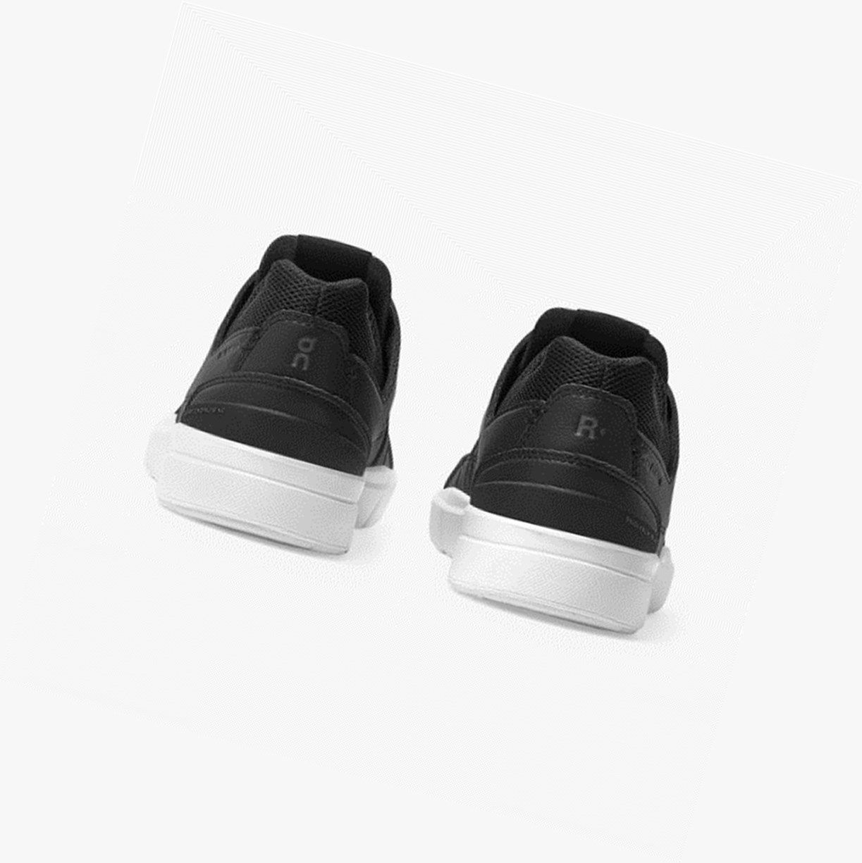 Black / White On The Roger Clubhouse Men Sneakers | 347QBMSVW