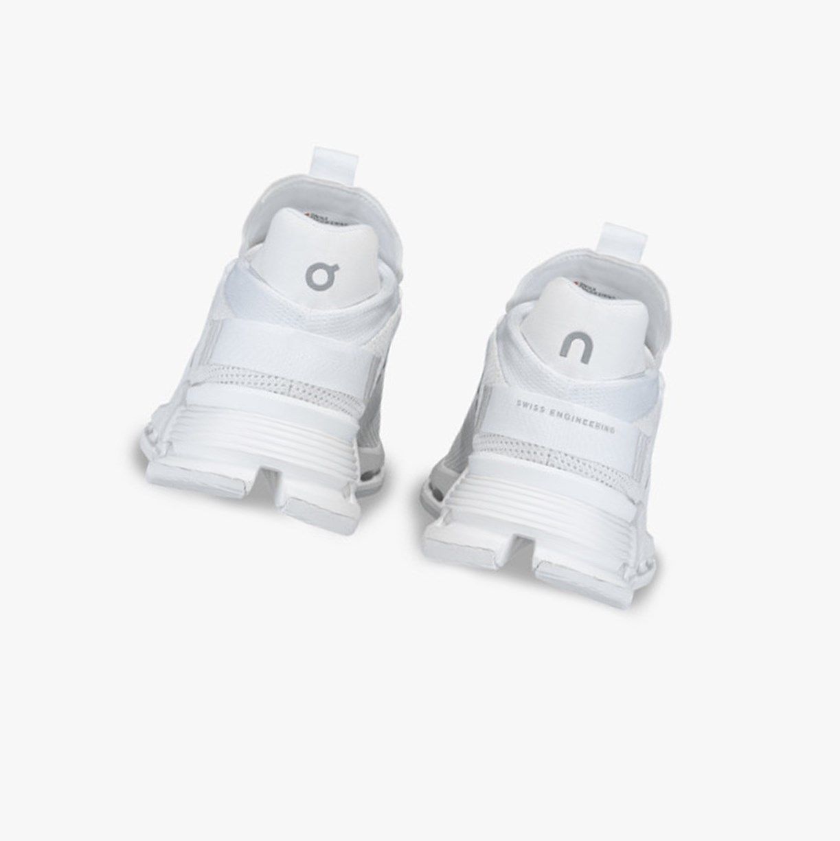 White On Cloudnova Men Sneakers | 573FZGMEV