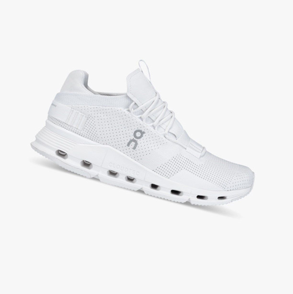 White On Cloudnova Men Sneakers | 573FZGMEV