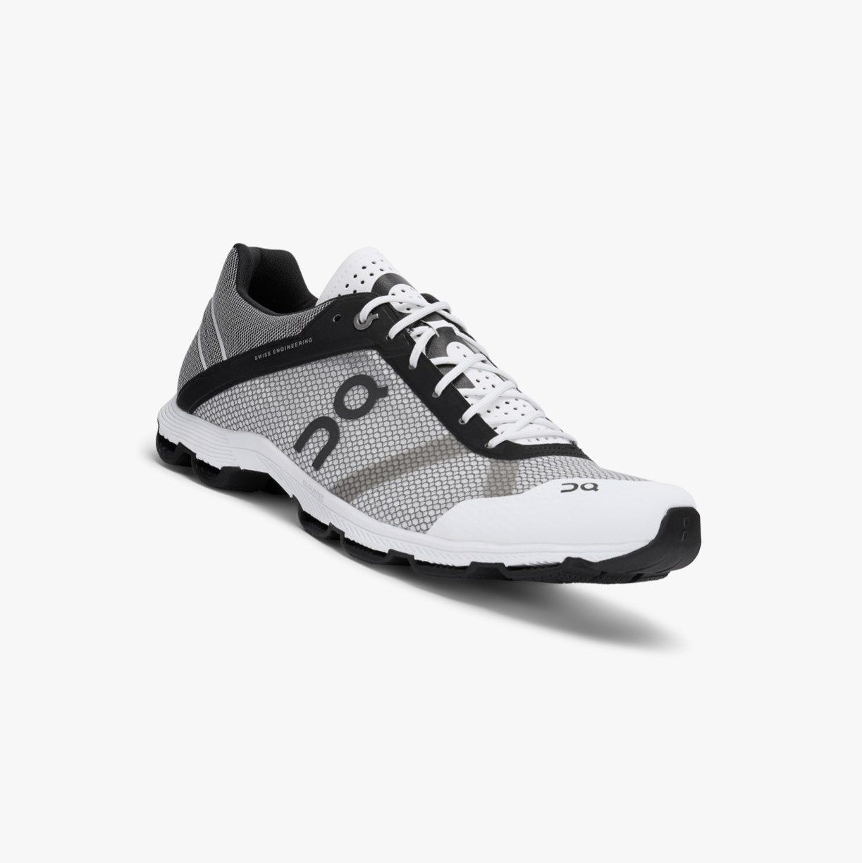 White On Cloudrush Men Road Running Shoes | 816YQBUWA