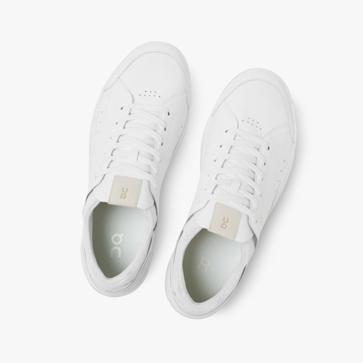 White On The Roger Centre Court Men Sneakers | 913HLXEPA